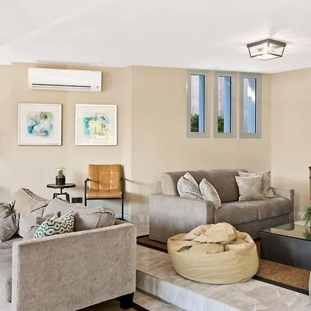 빌라 - 3-bedroom With Pool And Mountain View *